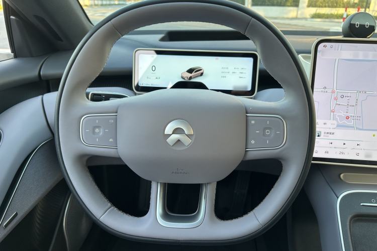 Used Nio ET5T 2025 75 kWh Touring Interior 1