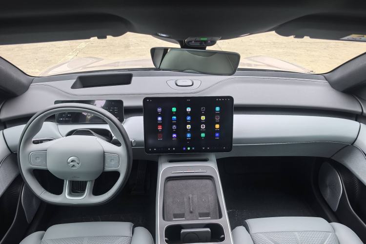 Used Nio ET5T 2025 75 kWh Touring Interior 1