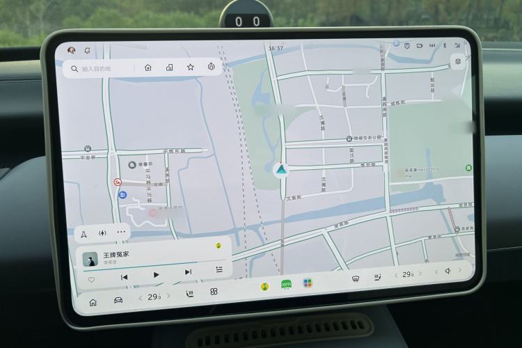 Used Nio ET5T 2025 75 kWh Touring Interior 13