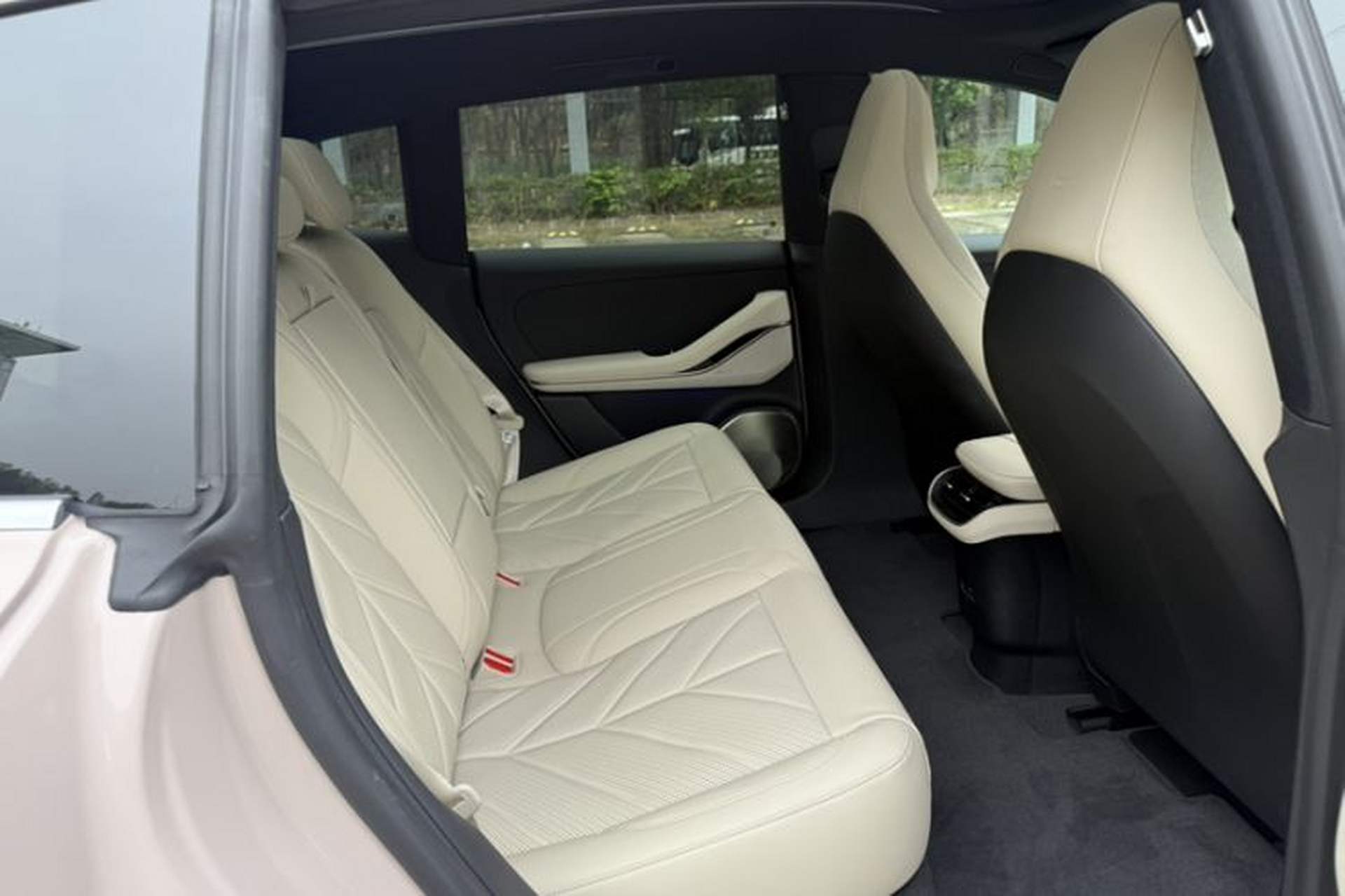 Used Nio ET5T 2025 100kWh Touring Interior 3