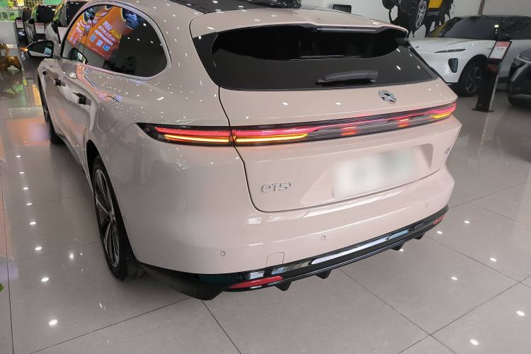 Used Nio ET5T 2025 75 kWh Touring Left Side