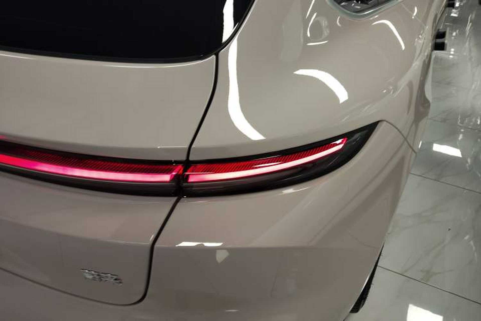 Used Nio ET5T 2025 75 kWh Touring Right Rear Taillight