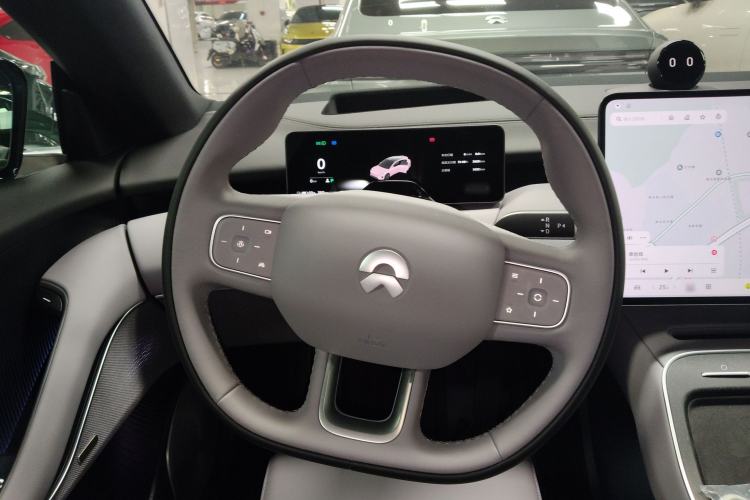 Used Nio ET5T 2025 75 kWh Touring Steering Wheel
