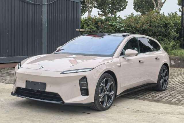 Used Nio ET5T 2025 75 kWh Touring
