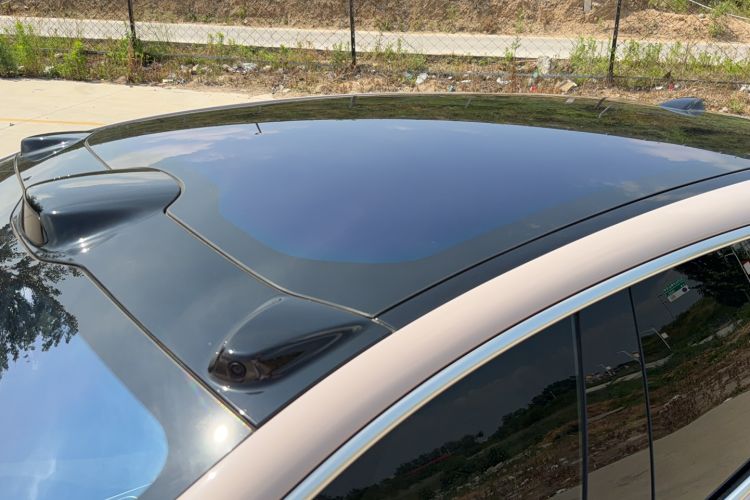 Used Nio ET5T 2025 75 kWh Touring Roof