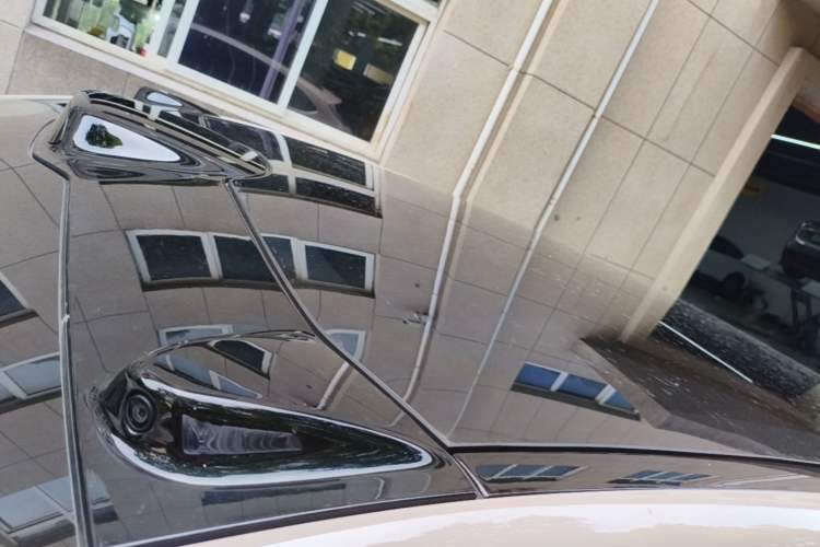 Used Nio ET5T 2025 75 kWh Touring Roof
