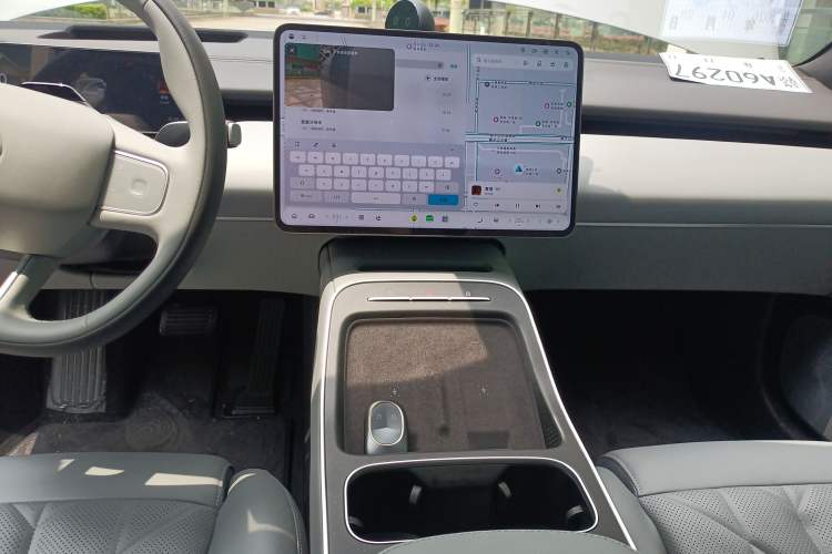 Used Nio ET5T 2025 100kWh Touring Audio And AC Panel
