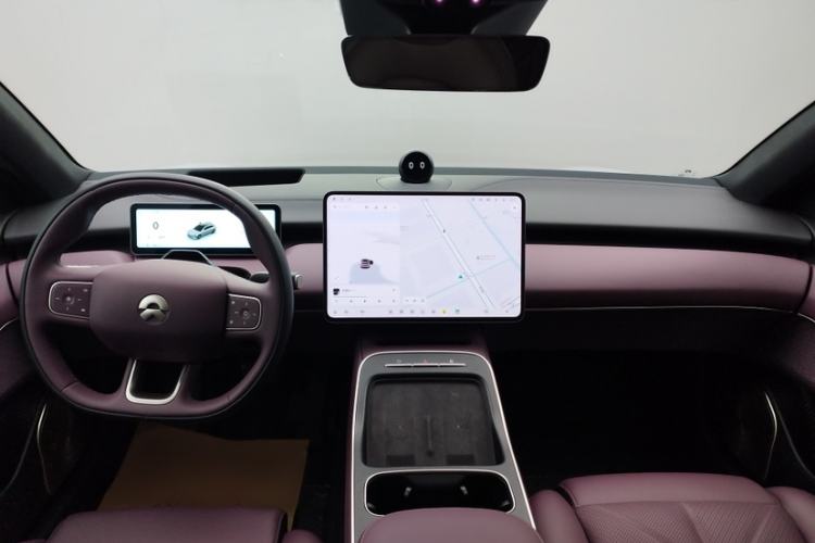 Used Nio ET5T 2025 75 kWh Touring Audio And AC Panel