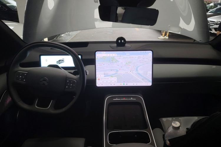 Used Nio ET5T 2025 75 kWh Touring Center Console