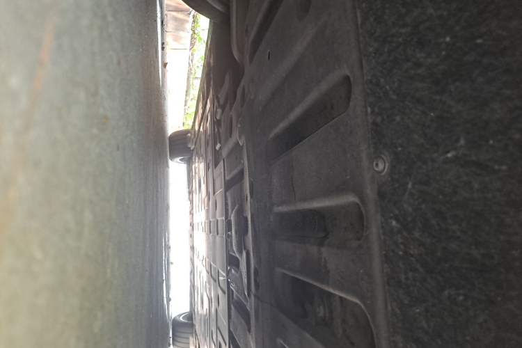 Used Nio ET5T 2025 75 kWh Touring Chassis Front