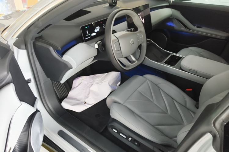 Used Nio ET5T 2025 75 kWh Touring Driver Seat