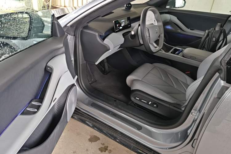 Used Nio ET5T 2025 75 kWh Touring Driver Seat