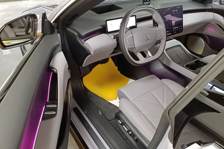 Used Nio ET5T 2025 75 kWh Touring Driver Seat