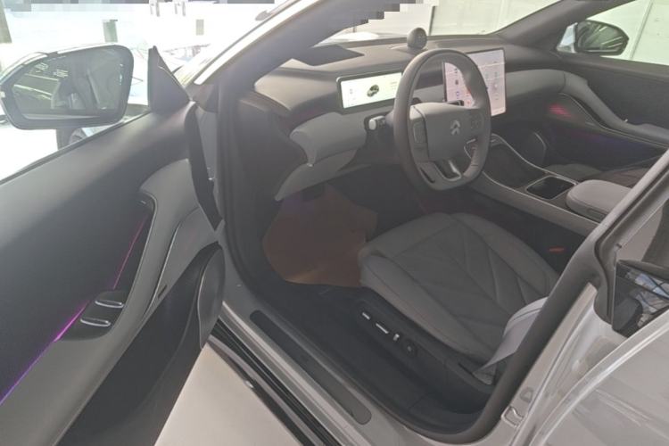 Used Nio ET5T 2025 75 kWh Touring Driver Seat