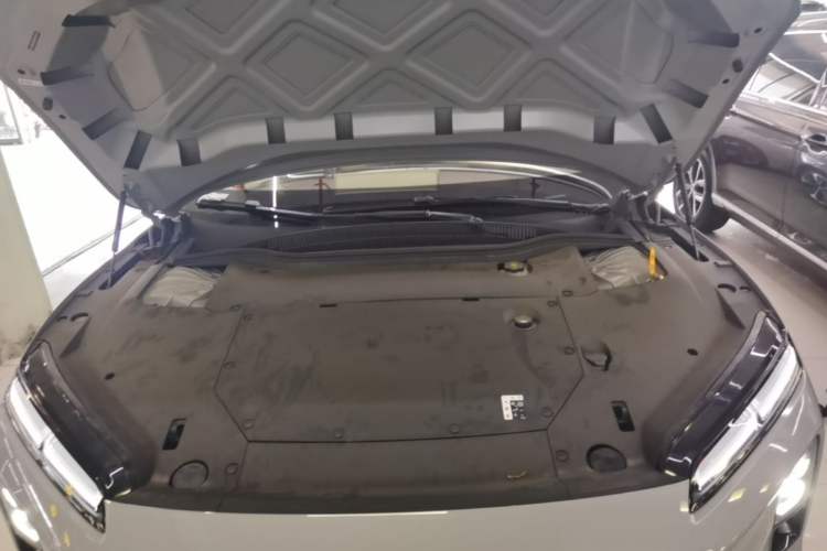 Used Nio ET5T 2025 75 kWh Touring Engine Bay