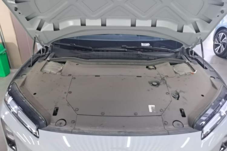 Used Nio ET5T 2025 75 kWh Touring Engine Bay