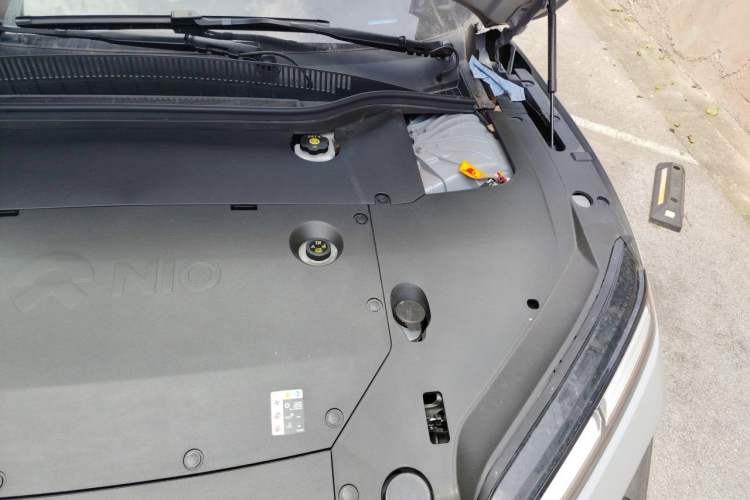 Used Nio ET5T 2025 75 kWh Touring Engine Bay Left