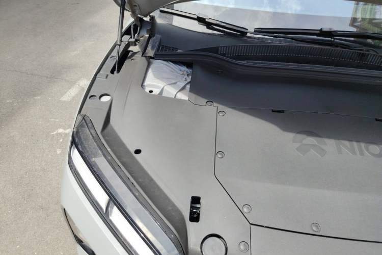 Used Nio ET5T 2025 75 kWh Touring Engine Bay Right