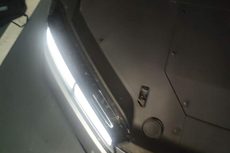 Used Nio ET5T 2025 75 kWh Touring Engine Bay Right