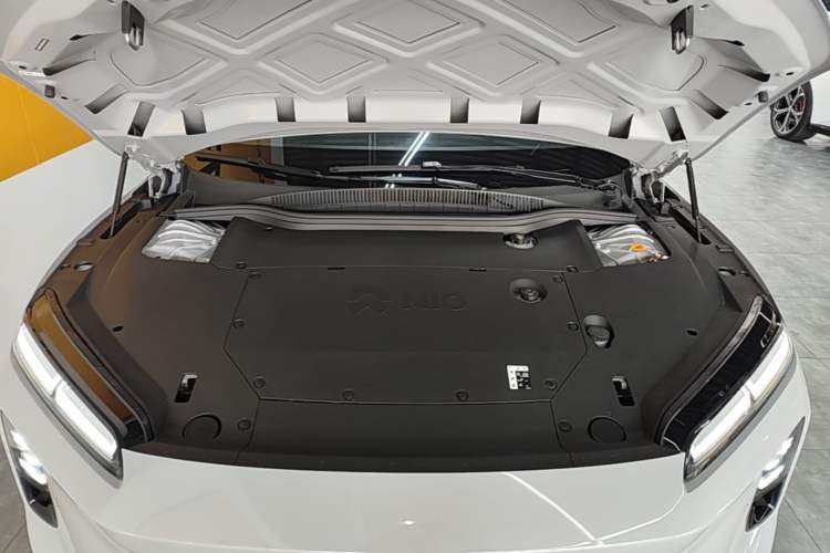 Used Nio ET5T 2025 Model Champion Commemorative Edition, 75kWh Touring Engine Bay
