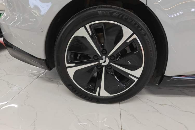 Used Nio ET5T 2025 75 kWh Touring Exterior 3