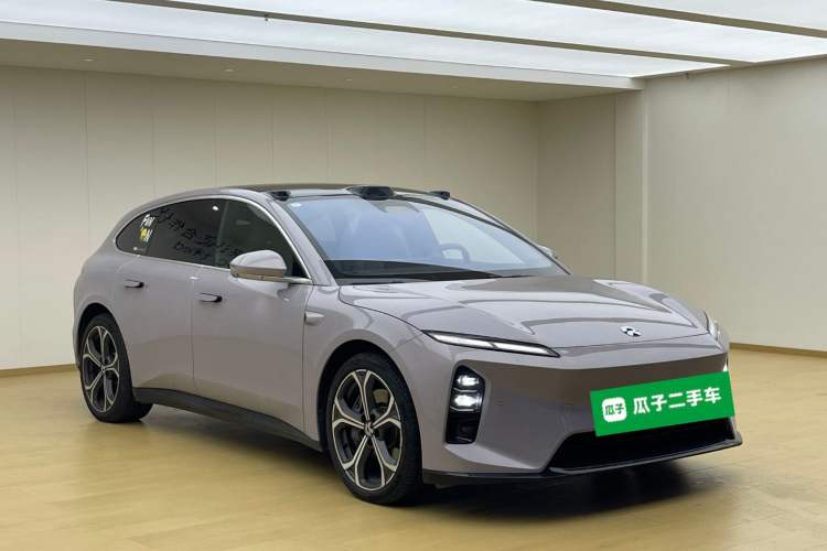 Used Nio ET5T 2025 75 kWh Touring Front Right 45 Deg