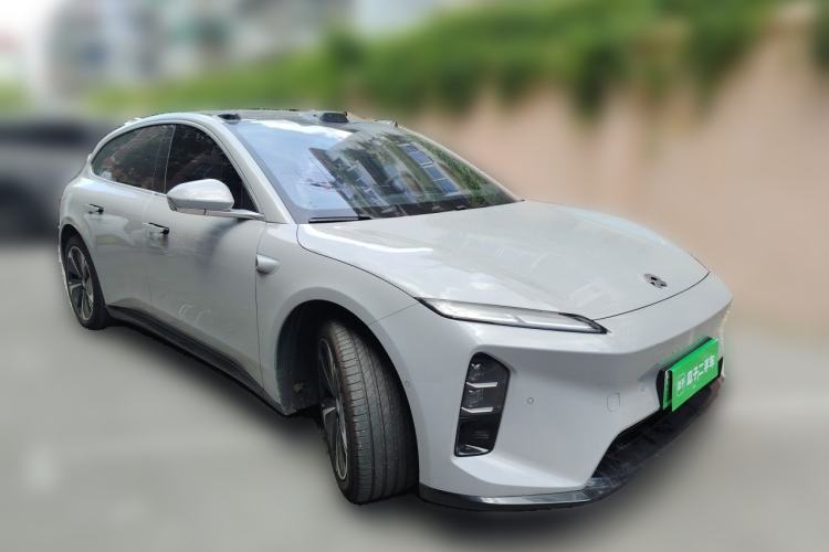Used Nio ET5T 2025 75 kWh Touring Front Right 45 Deg