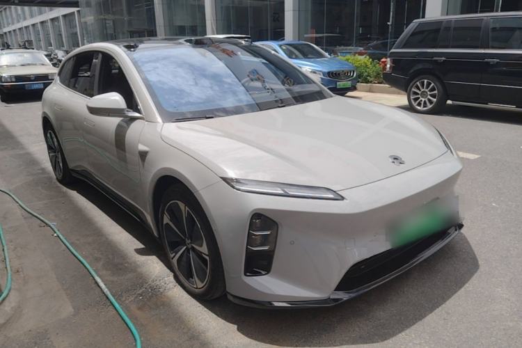 Used Nio ET5T 2025 75 kWh Touring Front Right 45 Deg