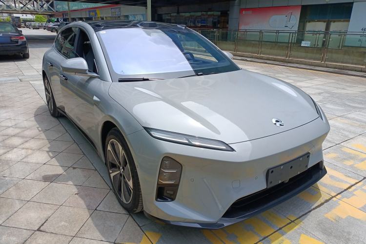 Used Nio ET5T 2025 100kWh Touring Front Right 45 Deg