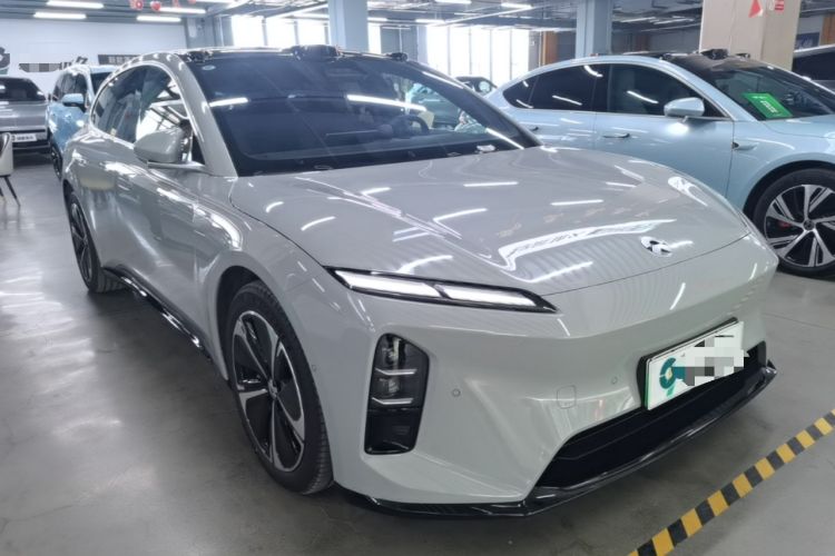 Used Nio ET5T 2025 75 kWh Touring Front Right 45 Deg