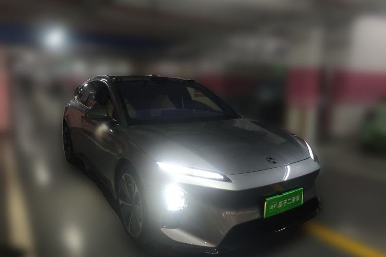 Used Nio ET5T 2025 75 kWh Touring Front Right 45 Deg