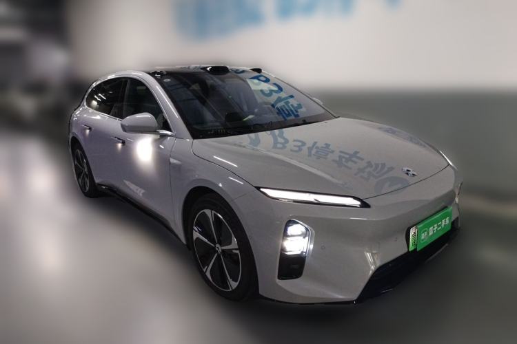 Used Nio ET5T 2025 75 kWh Touring Front Right 45 Deg