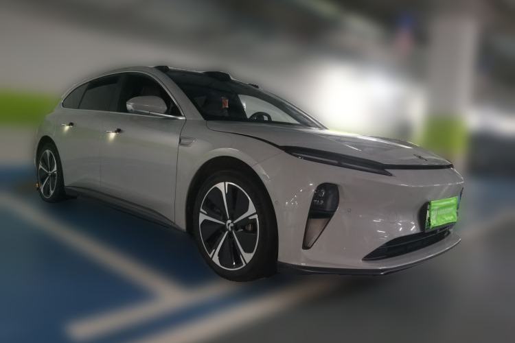 Used Nio ET5T 2025 100kWh Touring Front Right 45 Deg