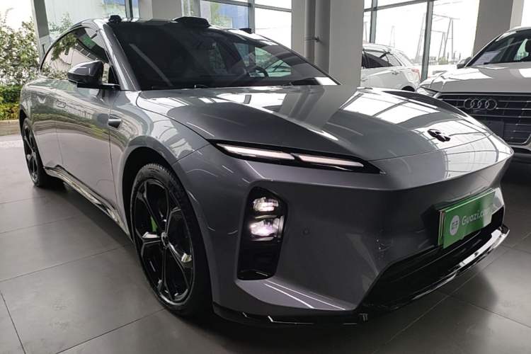Used Nio ET5T 2025 75 kWh Touring Front Right 45 Deg