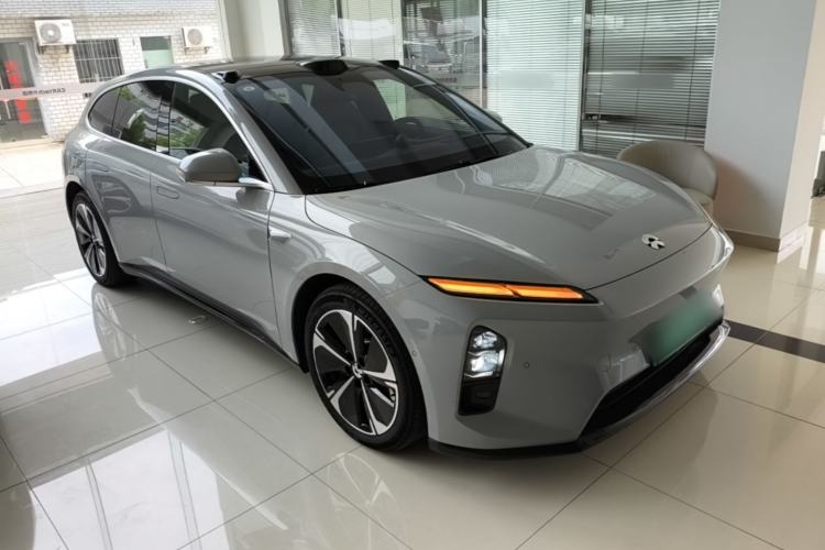 Used Nio ET5T 2025 75 kWh Touring Front Right 45 Deg