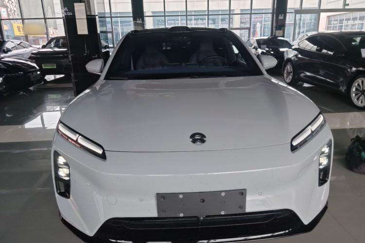 Used Nio ET5T 2025 75 kWh Touring Front