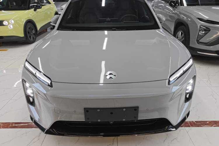 Used Nio ET5T 2025 75 kWh Touring Front
