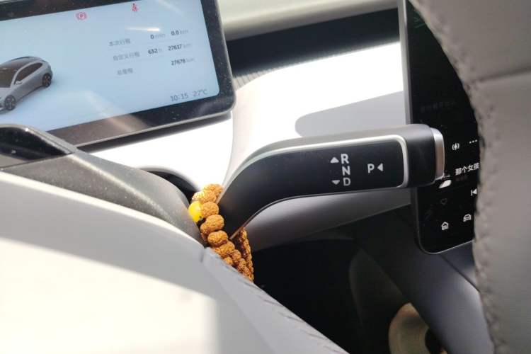 Used Nio ET5T 2025 75 kWh Touring Gear Lever
