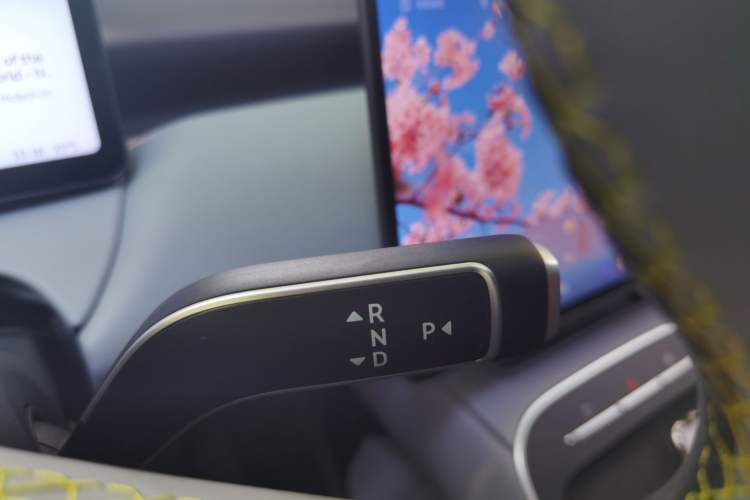 Used Nio ET5T 2025 Model Champion Commemorative Edition, 75kWh Touring Gear Lever
