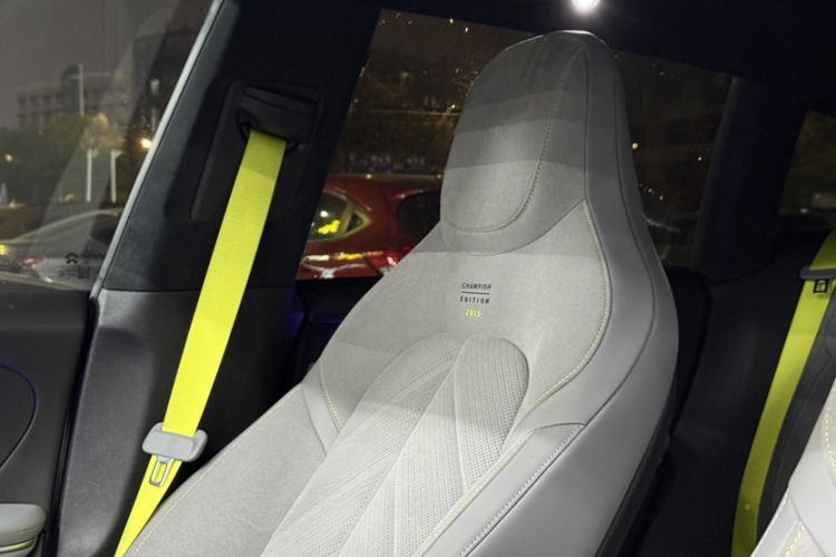Used Nio ET5T 2025 Model Champion Commemorative Edition, 75kWh Touring Headliner