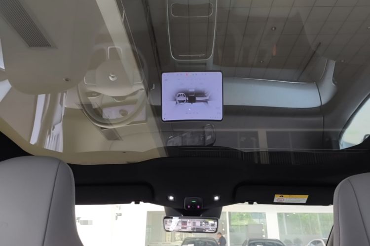 Used Nio ET5T 2025 75 kWh Touring Headliner