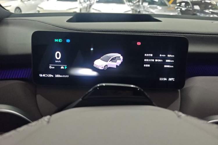 Used Nio ET5T 2025 75 kWh Touring Instrument Cluster