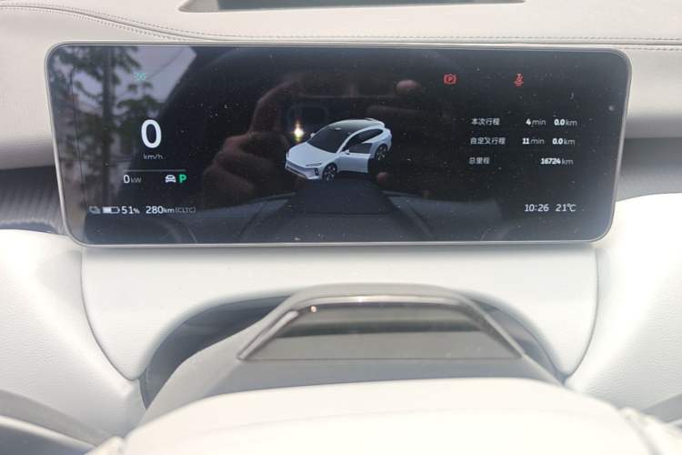 Used Nio ET5T 2025 75 kWh Touring Instrument Cluster