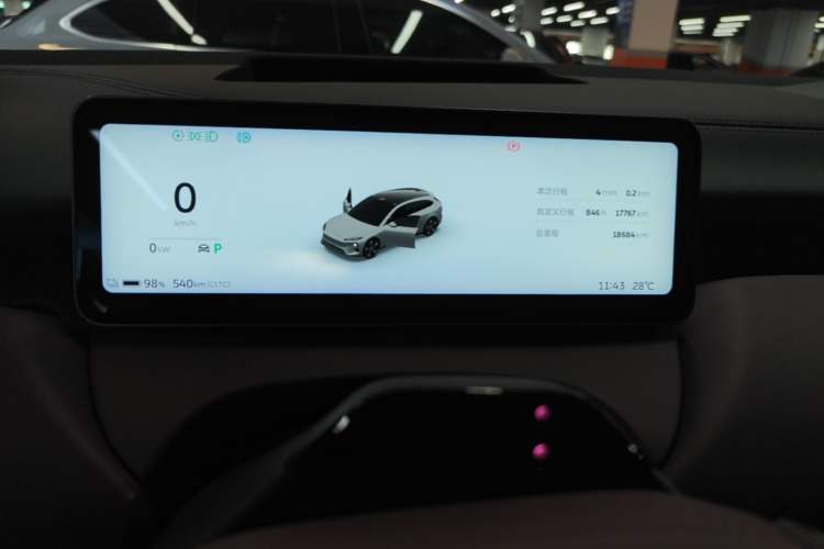 Used Nio ET5T 2025 75 kWh Touring Instrument Cluster