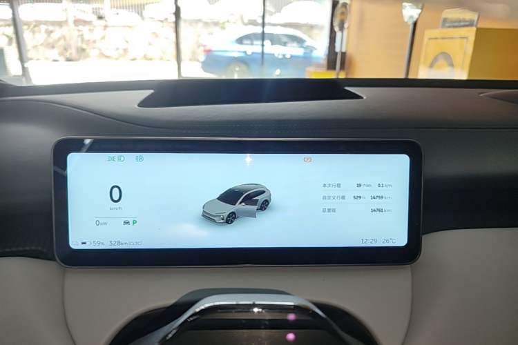 Used Nio ET5T 2025 Model Champion Commemorative Edition, 75kWh Touring Instrument Cluster