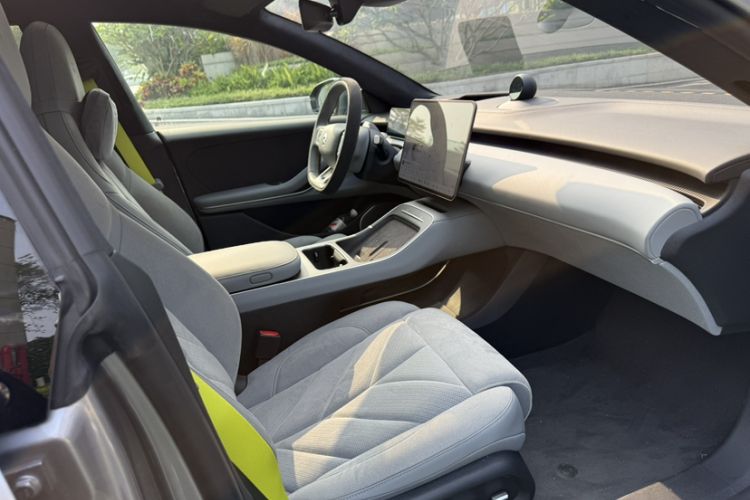 Used Nio ET5T 2025 Model Champion Commemorative Edition, 75kWh Touring Interior 1