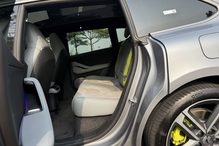 Used Nio ET5T 2025 Model Champion Commemorative Edition, 75kWh Touring Interior 4