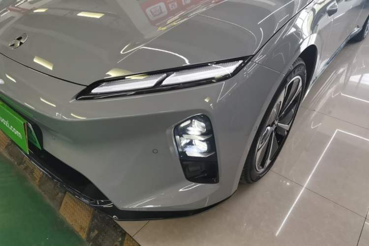 Used Nio ET5T 2025 75 kWh Touring Left Front Headlight