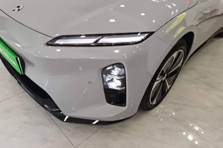 Used Nio ET5T 2025 75 kWh Touring Left Front Headlight