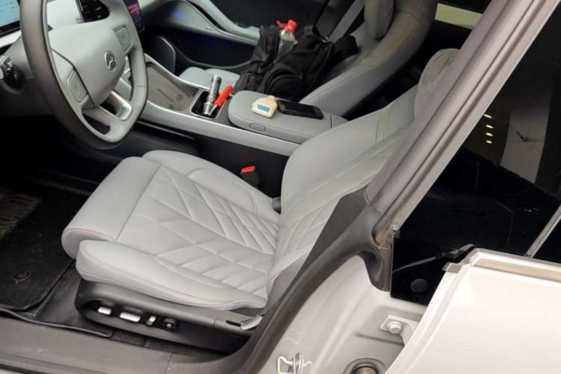 Used Nio ET5T 2025 75 kWh Touring Left Front Seat